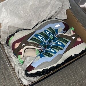 Women's Adidas Hyperturf Adventure Shoes - US 10